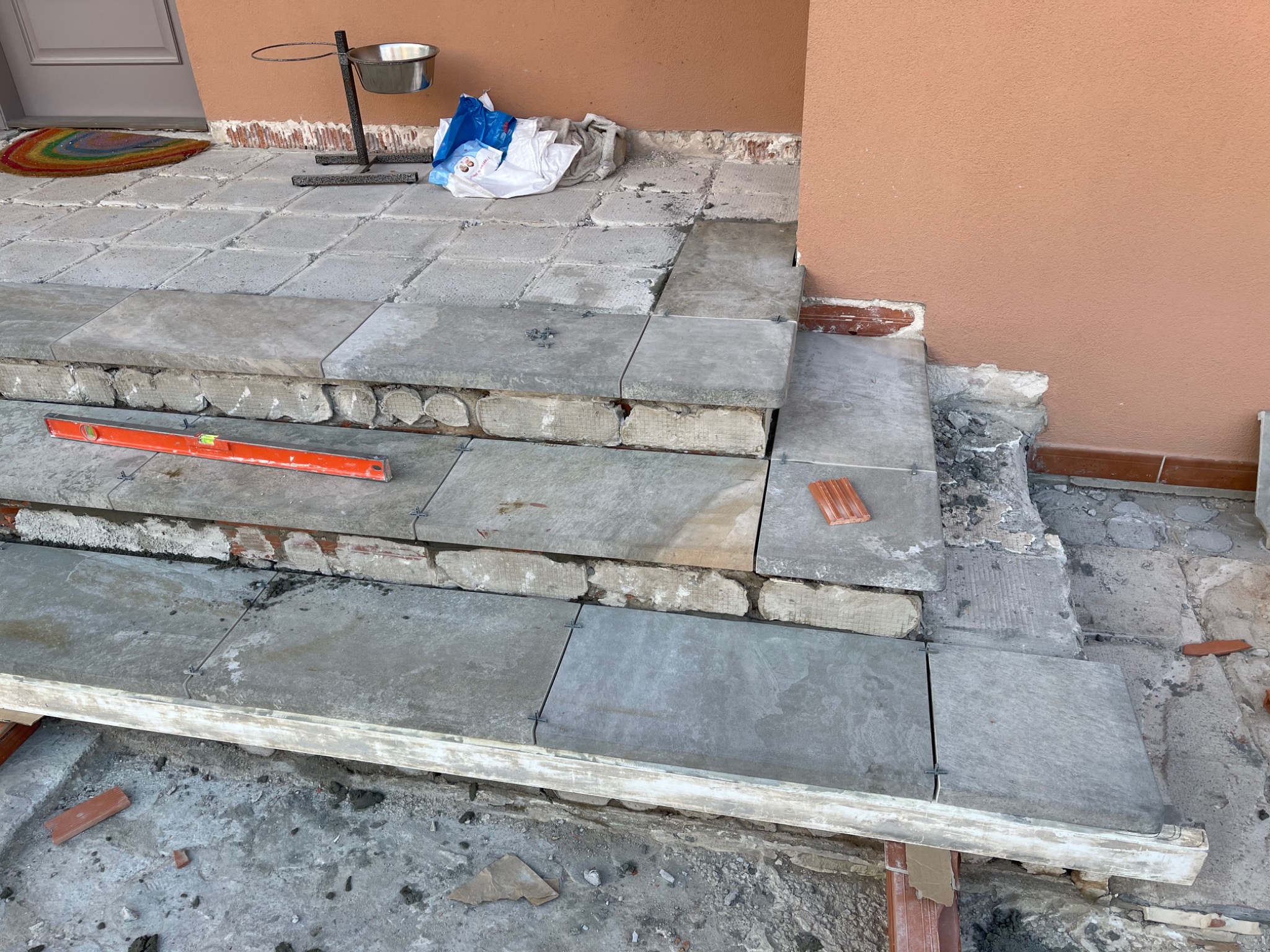 Trabajo realizado por OBRAS Y REFORMAS HABITEC 2000