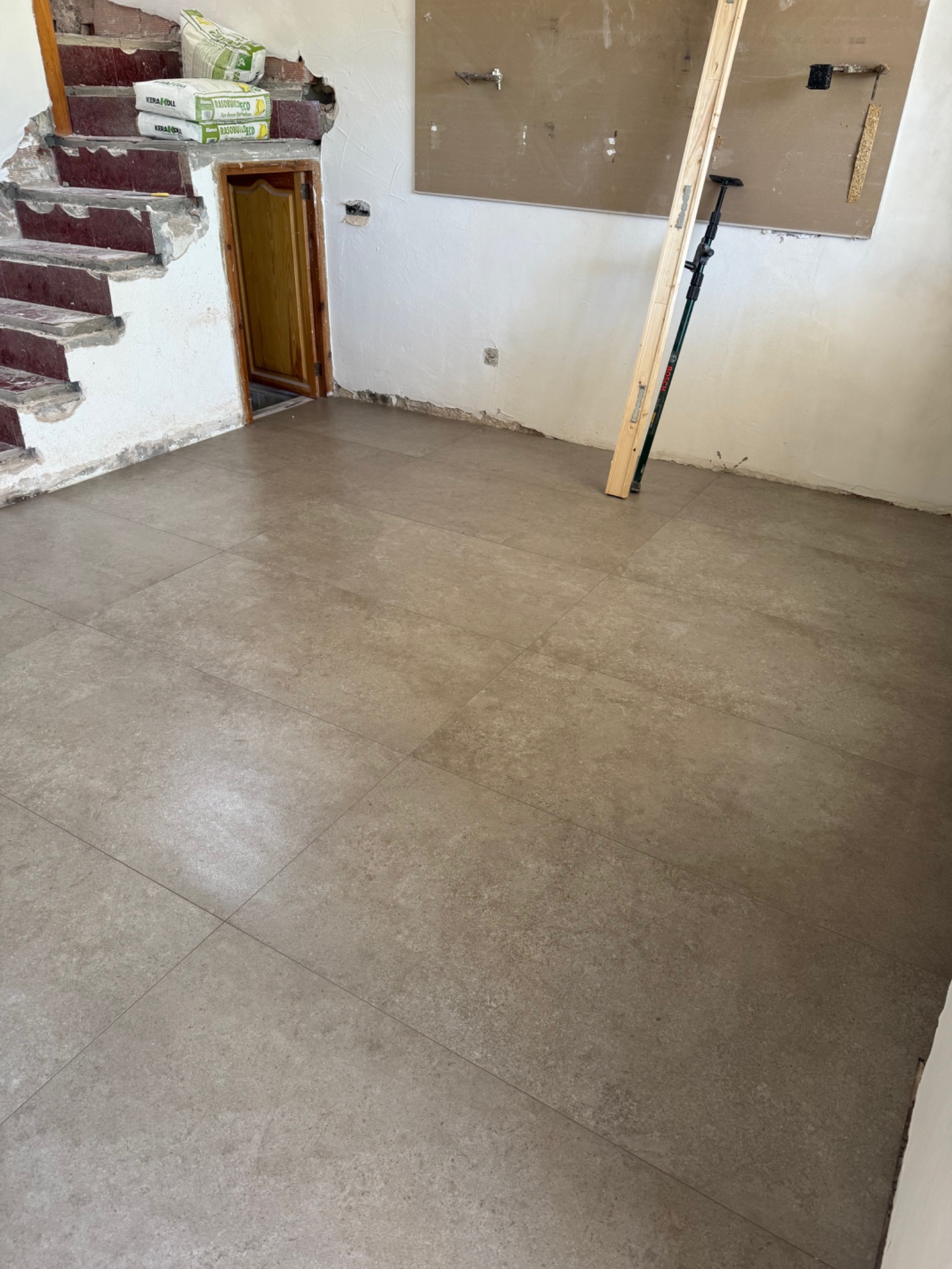Trabajo realizado por OBRAS Y REFORMAS HABITEC 2000