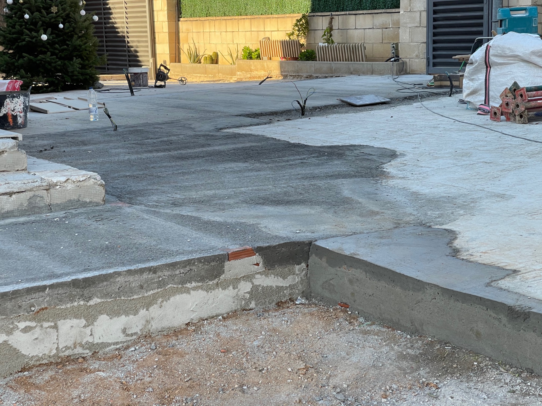 Trabajo realizado por OBRAS Y REFORMAS HABITEC 2000